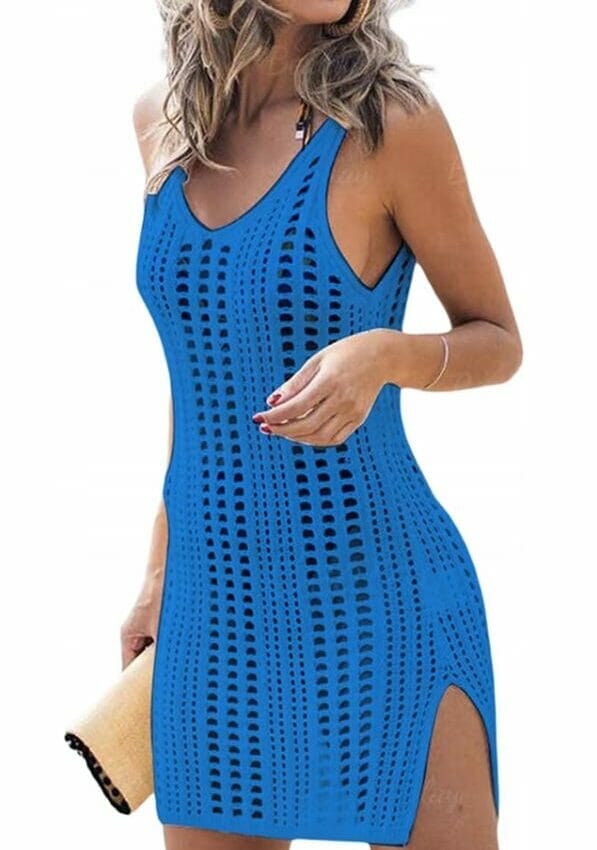 Secretul unei tinute wow la mare: Pareo, caftan si cardiganul de plaja